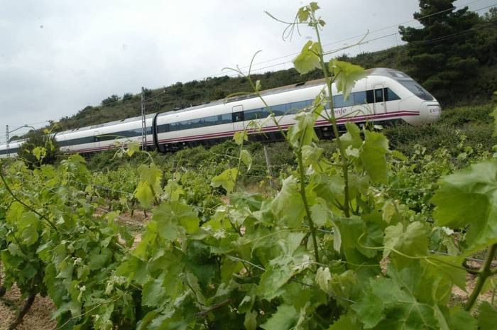Castejon eta Logroño lotzeko AHTaren lanetarako 280 milioi euro aurreikusi ditu Espainiak