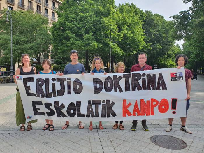 Geroa Bairen “kontraesanak” kritikatu ditu Steilasek