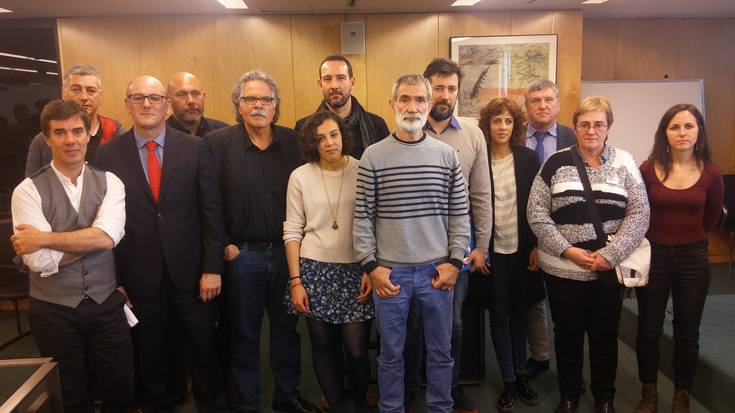 Altsasuko auzian "terrorismo-delituaren kalifikazioa ezabatzeko" eskatu dute 88 diputatu eta senatarik