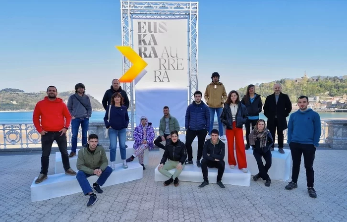 Euskara Aurrera plataformak salatu du "PAI sistema indartzeak kinka are larriagoan" uzten duela euskara