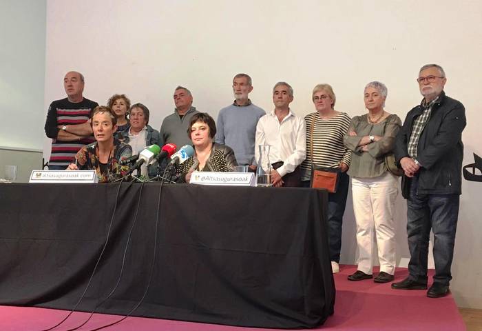 Altsasuko Gurasoak: "Epaiketaren ebazpenean justizia egitea espero dugu"