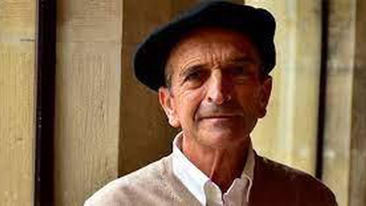 Jose Ramon Etxebarria: "Hizkuntzaren historian, edozein arlotan bezala, igorlea eta interpretatzailearen arteko liskarra ezinbestan gertatu da"