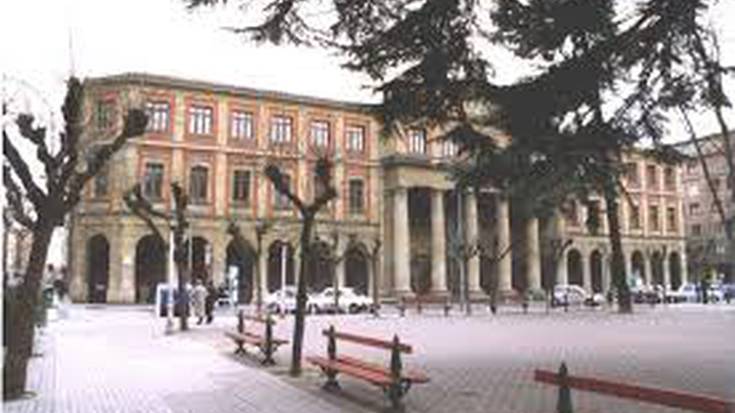 Gurutze Plazako Institutua, bertsoaren erreinu