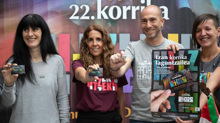 Aitziber Balantzategi (Korrika): "Alarma gorriak piztu dira euskararekiko eta hitzekin eta ekintzekin behar dugu eskuratu 22. tantoa"