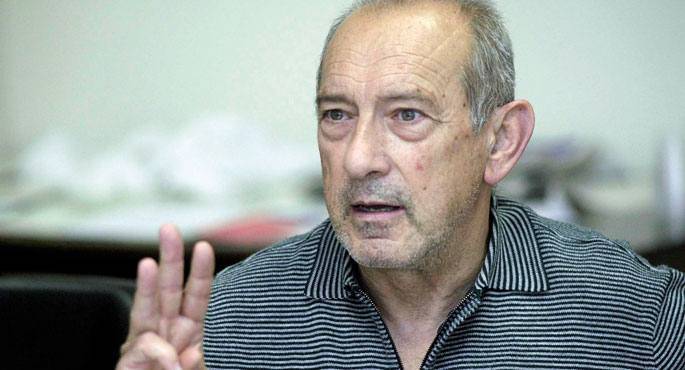 Iñaki Aldekoa diputatu eta preso ohia hil da