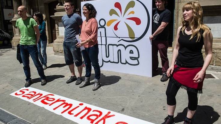 Gora Iruñea plataformak 300 ekitaldi baino gehiago prestatu ditu sanferminetarako 