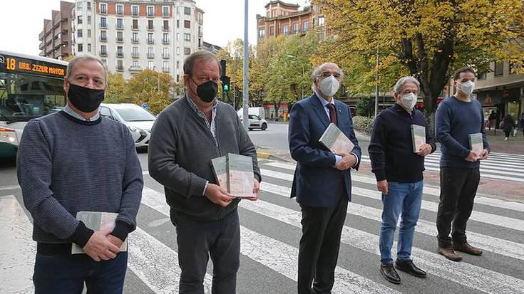 Patxi Salaberri: "Minondotarrek haien negozioetarako harreman hizkuntza bezala erabiltzen zuten euskara"
