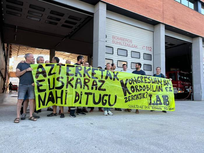 Suhiltzaileek euskaraz egin nahi dituzte promoziorako eta mailaz igotzeko azterketak