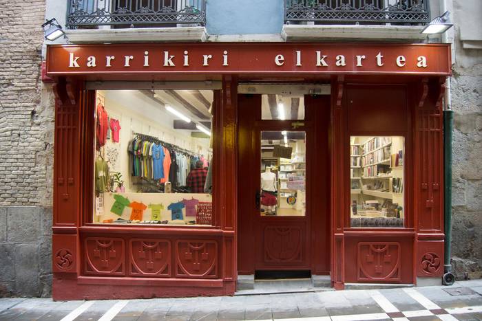 'Etxebizitzaren auzia' liburua aurkeztuko dute gaur, Karrikirin