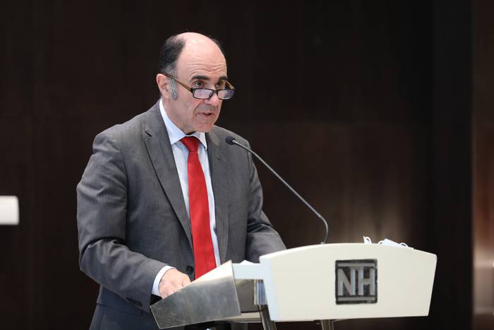 Manu Aierdik dimisioa emateko borondatea azaldu dio Txibiteri, Gorenak ikertuko balu