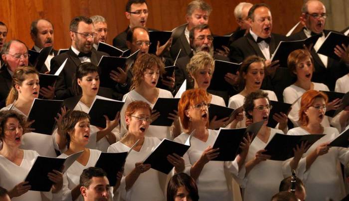 Iruñeko Orfeoia zortzi orkestra handirekin ariko da aurten