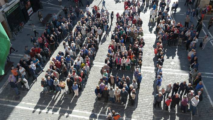 1.080 euroko pentsio "publiko, duin eta minimoa" aldarrikatu dute