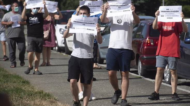 Eneko: "Gehiegizkoa da: kaltetu nagusiak gu gara eta horri komunikabideek gaia lantzeko izan duten modua gehitu behar izan diogu"