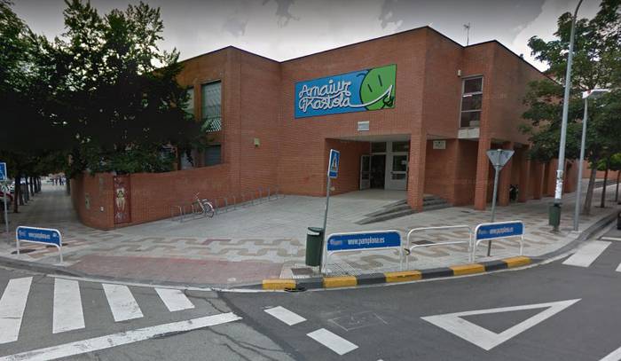 COVID-19 kasu baten ondoren Amaiur Ikastola “babesgabe” dagoela salatu dute gurasoek