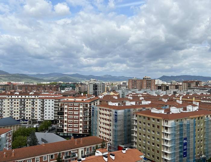 % 29,1 jaitsi da etxebizitzen salerosketa martxoan Nafarroan