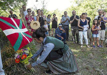 Ezkaba mendiko espetxetik 1938an ihes egindako bizilagunen gorpuak aurkitu dituzte Burutuaingo hobi batean