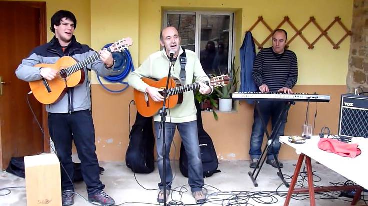 Fermin Balentzia, Luziano eta Tximeleta, Herriko tabernaren eta Arrano elkartearen eskutik