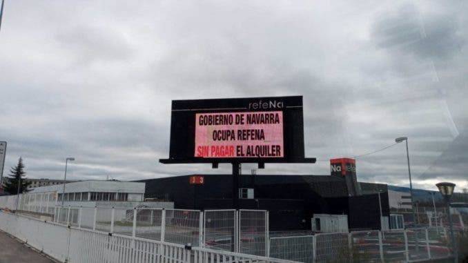 Gobernuak "fakturak ordaindu gabe" jarraitzen duela kritikatu du Refenak