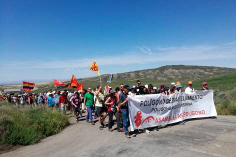 Tiro poligonoaren kontrako martxa, enegarrenez
