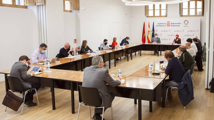 Gobernua eta udalerrien federazioa, udako jaien inguruko adostasun bila
