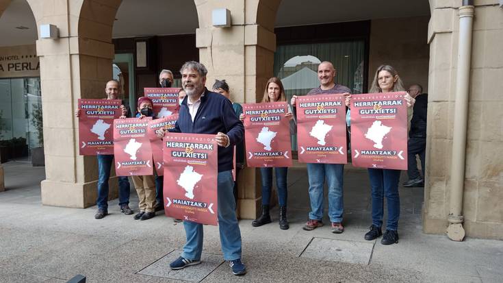 Nafarrak gutxietsi ez ditzatela eskatzeko manifestaziora deitu du Kontseiluak