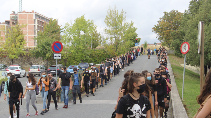 Ikasle Abertzaleak-ek "kalitatezkoa, doakoa eta unibertsala" den unibertsitatea eskatu du