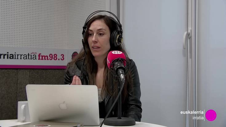 Laida Aldaz (dantzaria): "Artisten lanaldien intermitentzia konpentsatzeko orduan ez dira kontuan hartzen prestakuntza lanak"