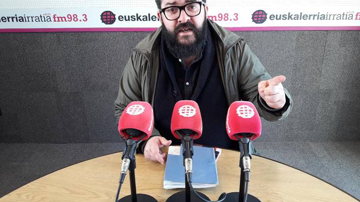 Angel Erro: "75 urterekin jubilatzeari lanaren kultura berria deitzen diote"