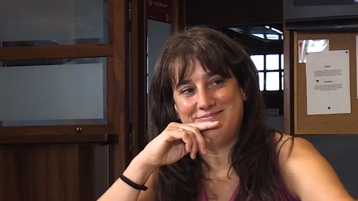 Alazne Juaniz: "Berrerabili daitekeen arropa asko dugu etxean"