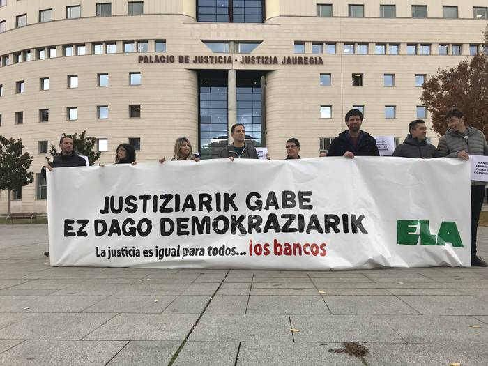 Hipoteken gaineko zergaren sententzia salatu du ELA sindikatuak