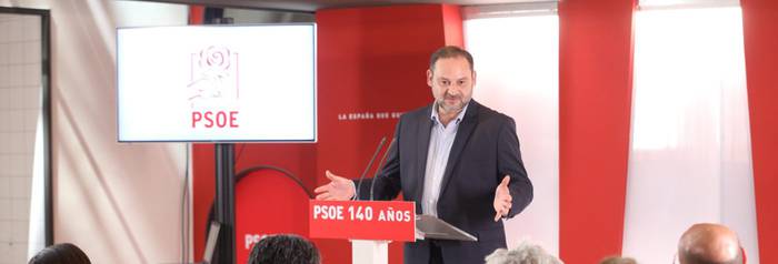 PSOEk EH Bilduren abstentzioa onartuko luke Chiviteren presidentetza lortzeko, ez ordea, negoziaketa Asiron alkate izendatzeko
