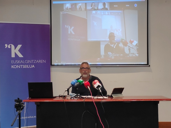 Kontseiluaren ustez "ulertezina" da PSNren hizkuntzen ofizialtasunaren aurkako botoa