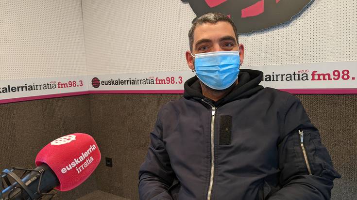 Madrildar Bat Hiriburuan: Madril "biziezina" definitzen duten bost kantu