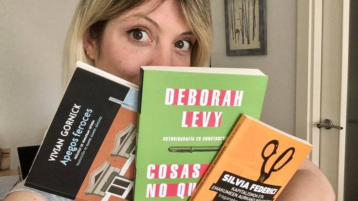 Miren Mindegia: "Bizi gaituen egunokin lotura du Silvia Federiciren azken lanak"