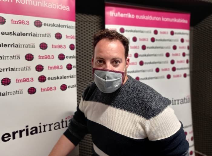 Postal Kolekzionistak taldeak 'Bagoi hutsak' diskoa Katakraken aurkeztuko du gaur