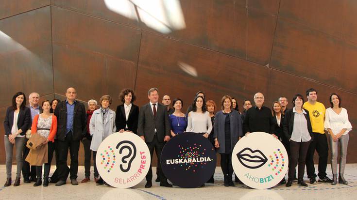 Hezkuntza eragileak euskaraldiarekin bat