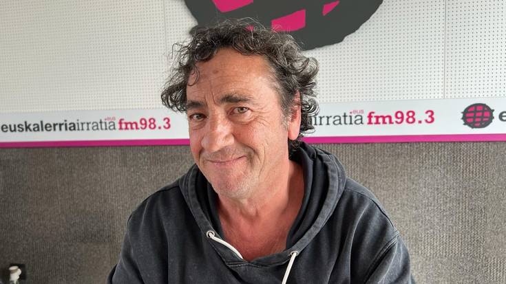 Josetxo Goia-Aribe: "Gure musika errepertorio herrikoian oinarritzen da, baina ez da folka"