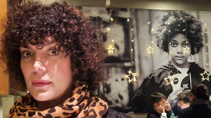 Gizalaba: Carol Atxukarro, zinemako makilatzaile eta ileapaintzaile saritua