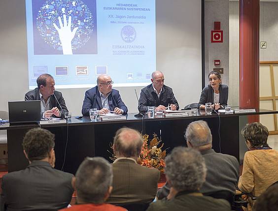 Nafarroak 250.000 euro jarriko ditu 2016an euskarazko hedabideentzat