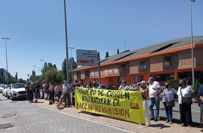 Makarroi plater batengatik kaleratu dute langile bat Panadero de Eugi gozotegian