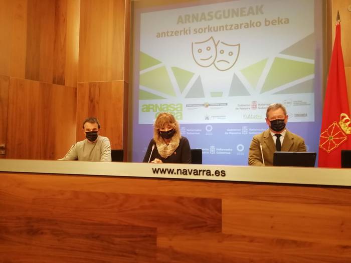 Ana Ollo: "Eremu ez-euskaldunean hartutako irtenbidearekin ez gaude ados"