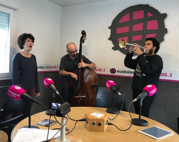 Nerea Erbiti & Eskola Ergatiboa