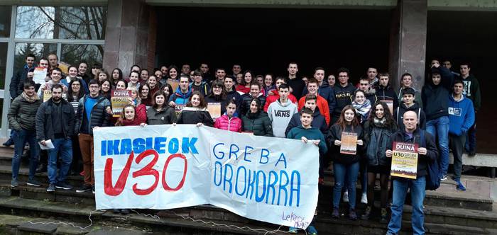 LABek, Steilasek eta ELAk "gehiegizkotzat" jo dituzte hezkuntzako grebarako gutxieneko zerbitzuak