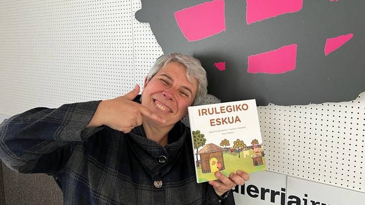 Bakarne Atxukarro: "Txikiak ere Irulegiko eskuaren garrantziaz ohartzea  nahi genuen"