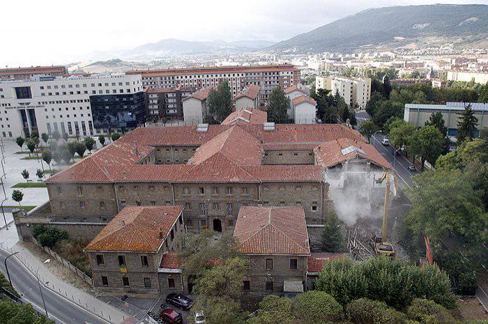 Iruñeko espetxe zaharra Memoria Historikoaren Leku izendatu dute