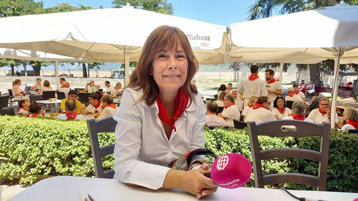 Uxue Barkos: “Sanferminetan politika eta aldarrikapenetarako tartea izan behar da, baina Kurian azken urteotan egoera sobera tenkatu da”