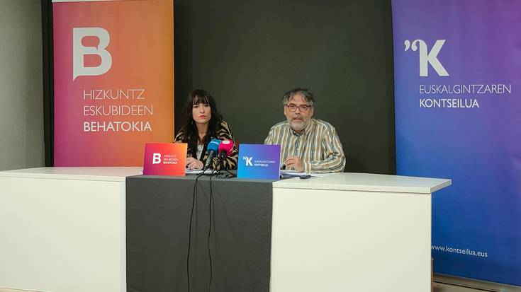 "Atzerapauso onartezina" da dekretua euskalgintzarentzat