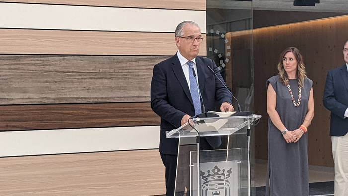 Enrique Maiak ez du Iruñeko alkategai moduan errepikatuko