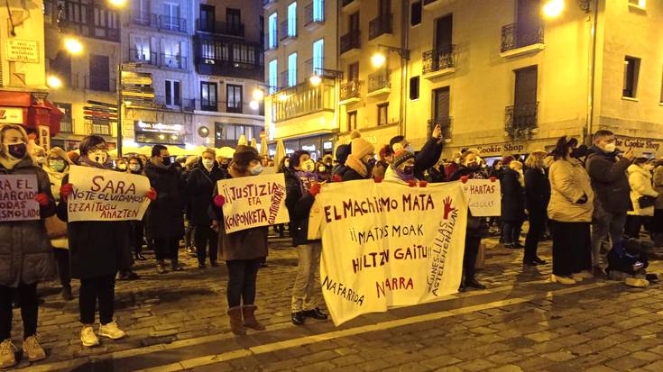Sara Pinaren hilketa ozen salatu dute Iruñean