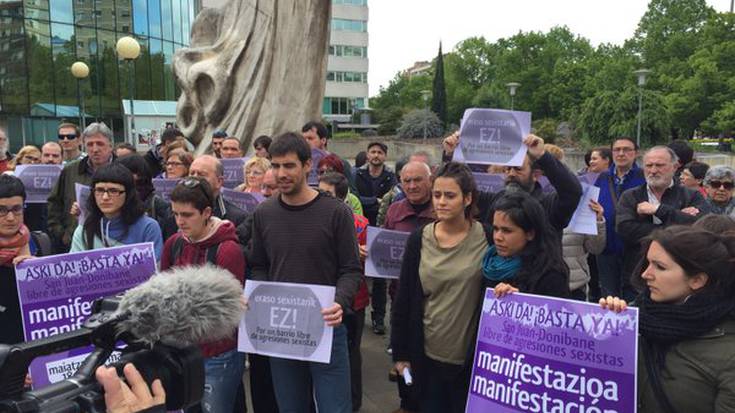 Sexu erasoen aurkako manifestazioa deitu dute larunbaterako